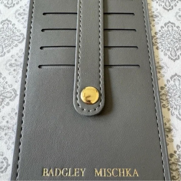 Badgley Mischka Card Holder NWT - Picture 3 of 5